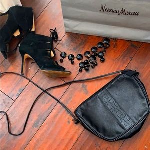 Vintage Fendi black leather cross body